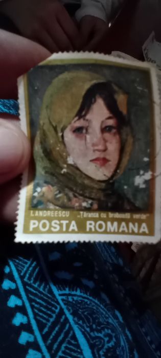 De vânzare  bani și timbre