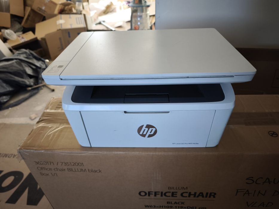 Vând imprimanta HP LaserJet MFP PRO M28a STRICATA PARTIAL