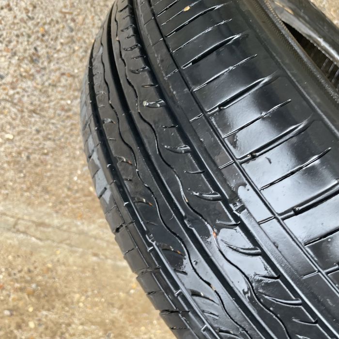 продам шину kumho 185/65/r15