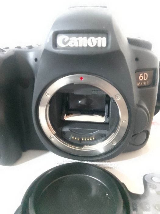 CANON 6D ll.В перфектно състояние и на малко кадри.