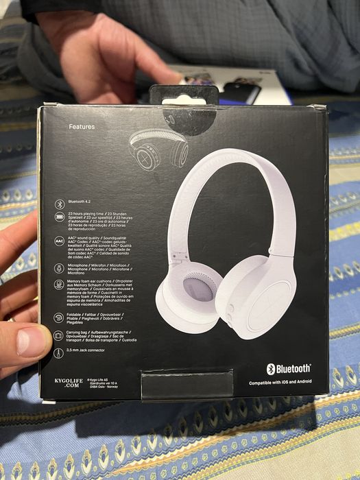 Caști bluetooth noi