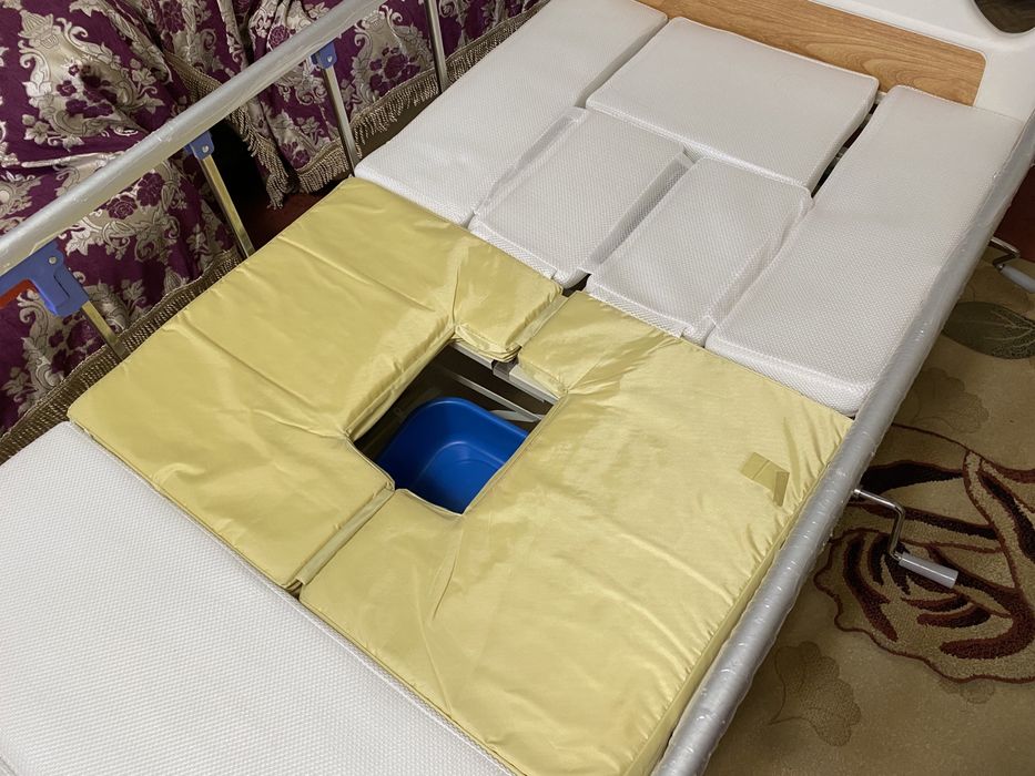 Медицинская кровать