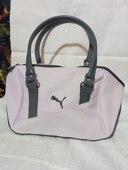 Y2K чанта на Puma