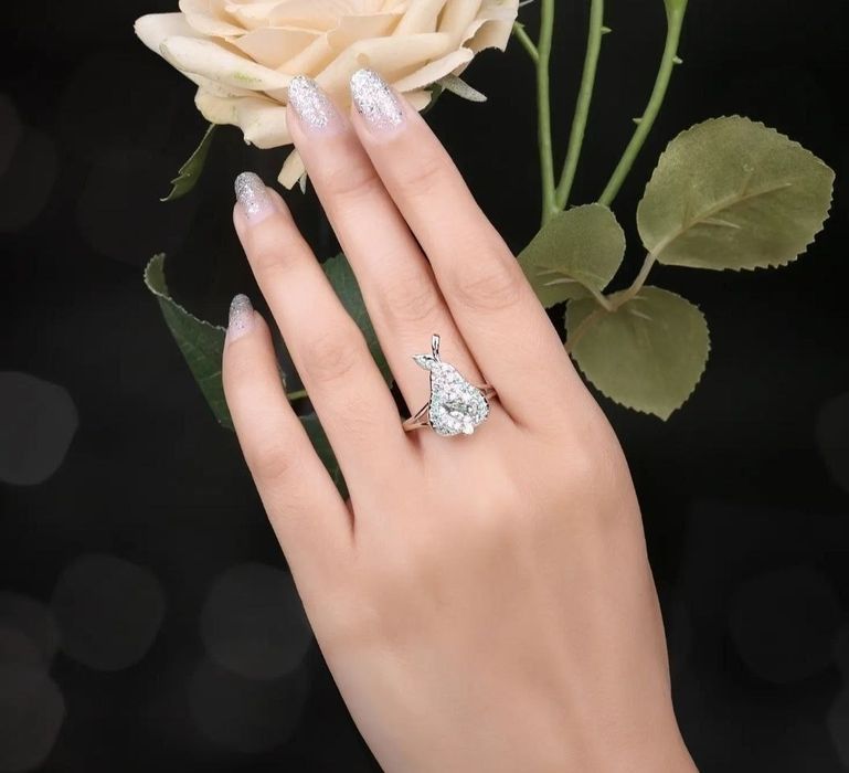 Кольцо серебро  шпинель груша