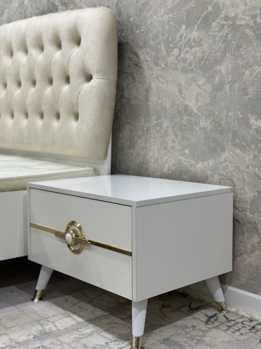 Спальная кровать