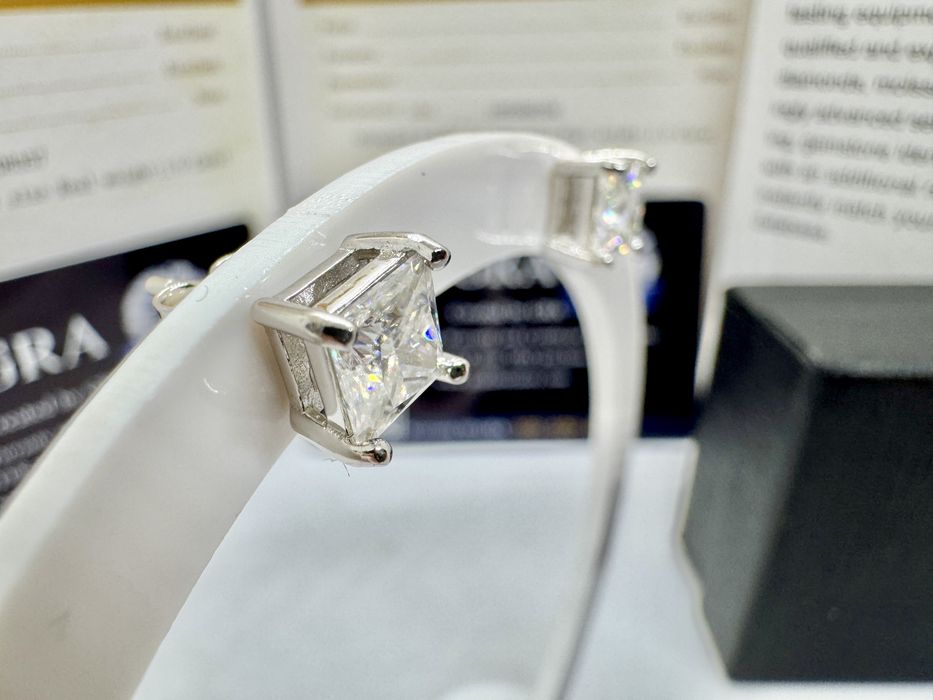 Сребърни обеци с мойсанит (Диамант) 1 карат