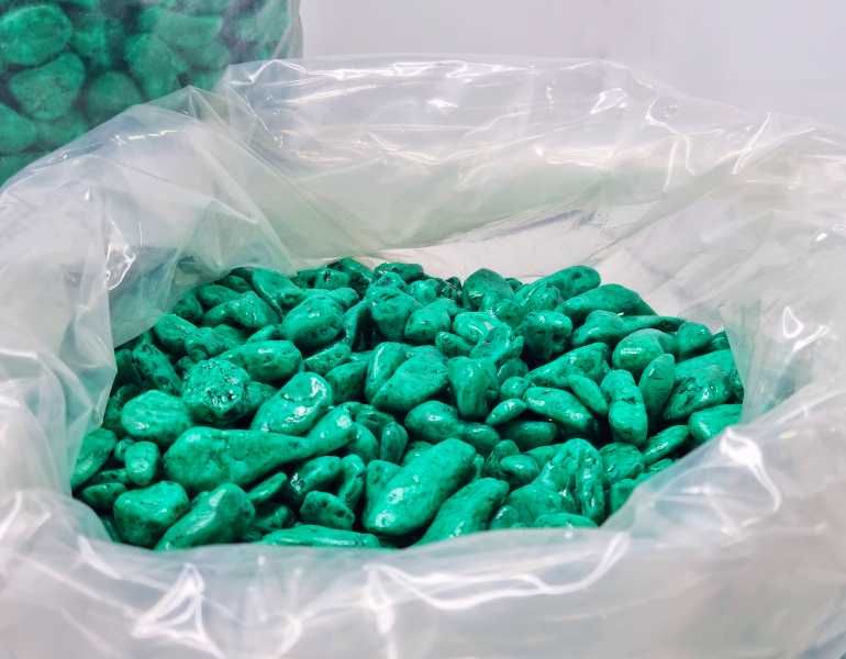 Камень декоративный  светлый 1см-6см 10 кг