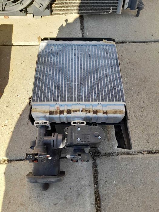 Части от автомобил Форд