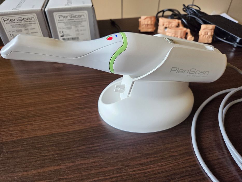 Интраорален скенер Planmeca PlanScan, 2450 EUR