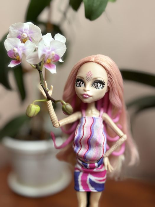 Monster High кукла Viperine
