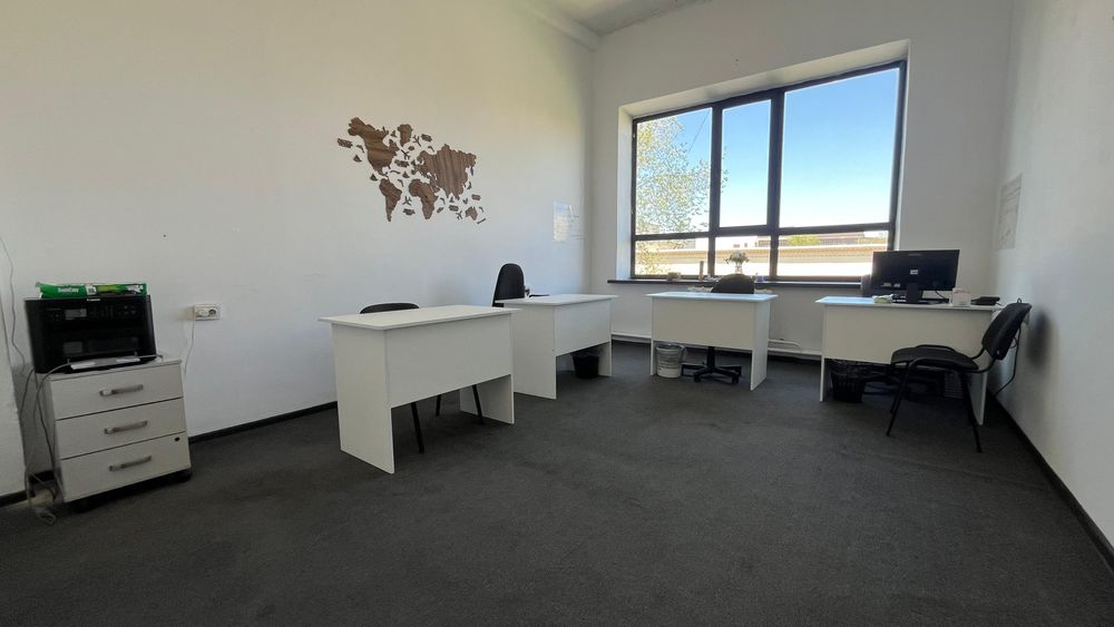 Новый офисный стол