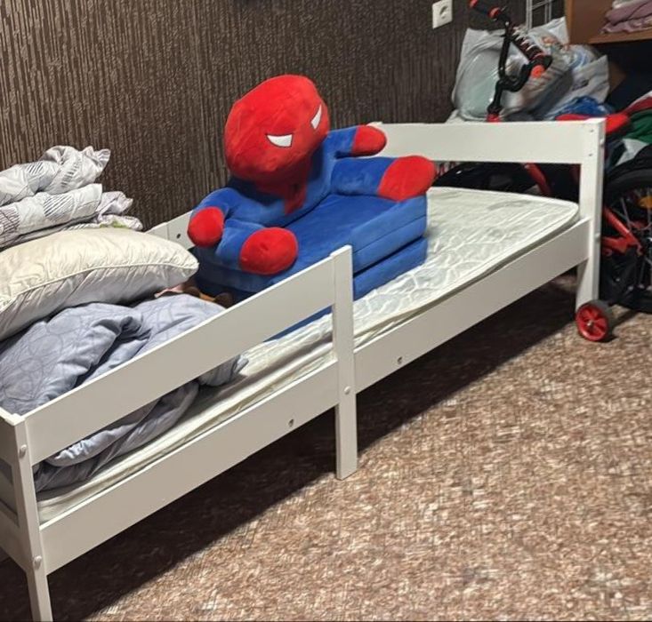 Кровать детская в хорошем состоянии
