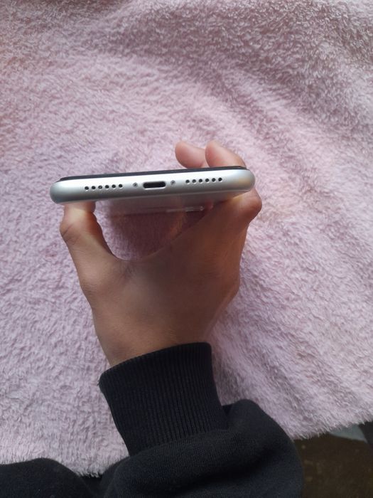 Vănd iphone 11 64gb