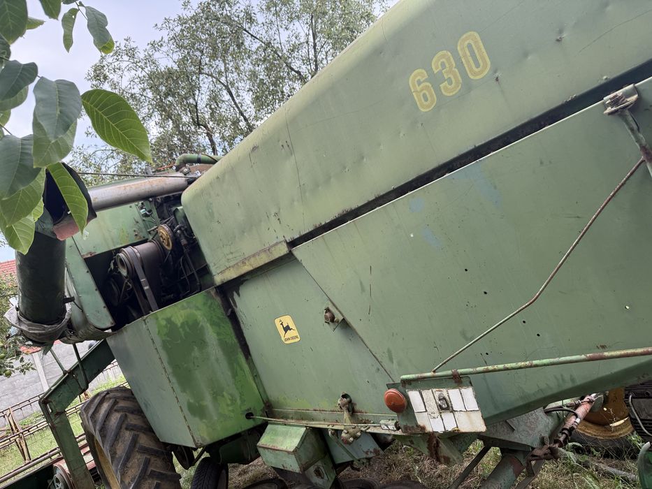Combina john deere 630