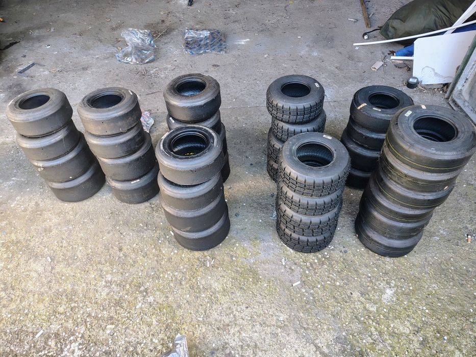 Гуми за картинг Dunpol