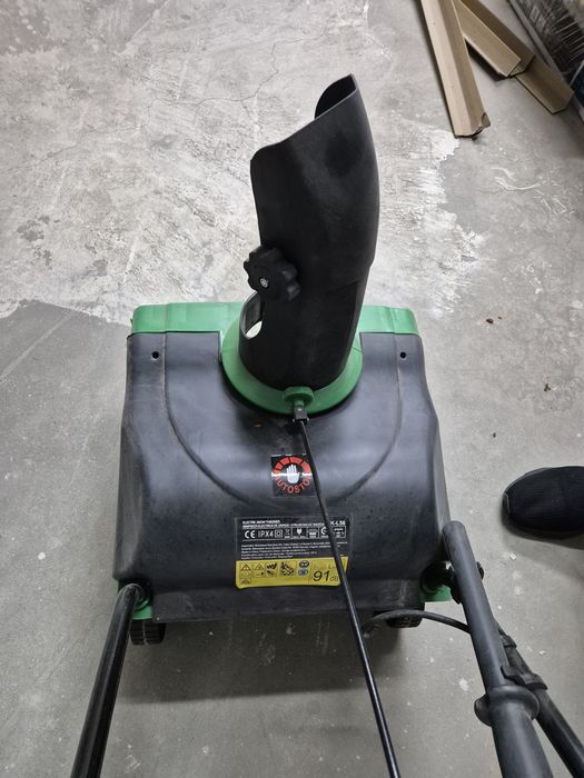 Freza electrica pentru zapada .