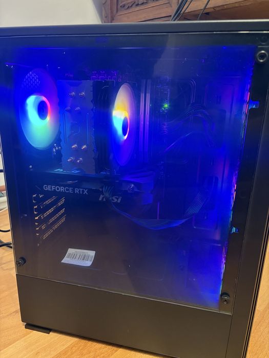 PC Gaming MSI cu  i5-14400F , RTX 5060 8G , 16-32 Gb DDR5  ; garantie eMag
