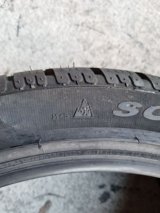 2 anvelope noi iarna PIRELLI 305/35/20 DOT 2018 PRET PER BUCATA