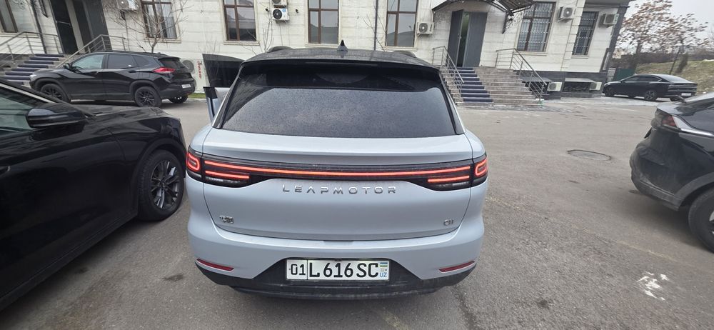 Leapmotor c11 гибрид 2024 Год 2025 рестайлинг официальный дилер