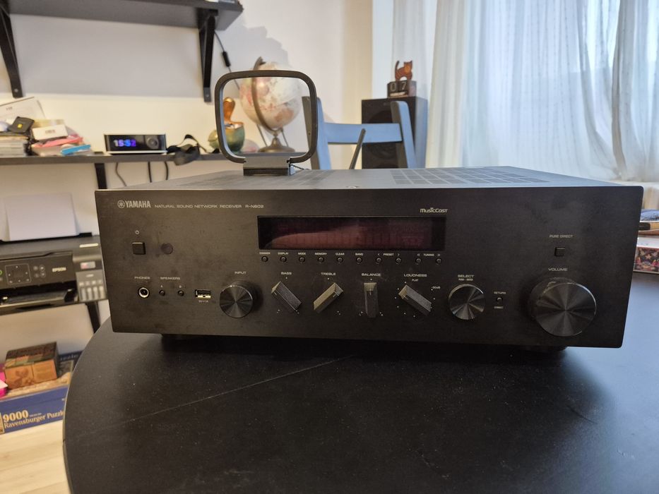 Receiver YAMAHA RN 602