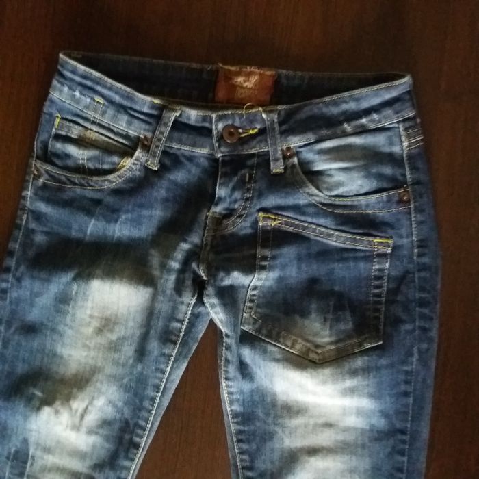 Дамски дънки D&G и други- 3бр.