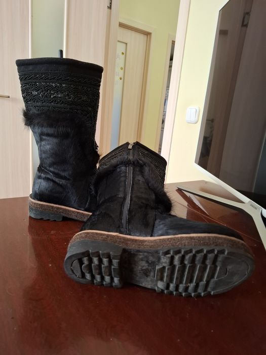 Продам сапоги "Унты"