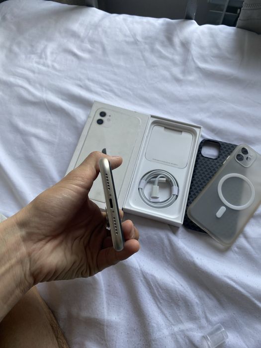 IPhone 11 128 gb 85% Батарея