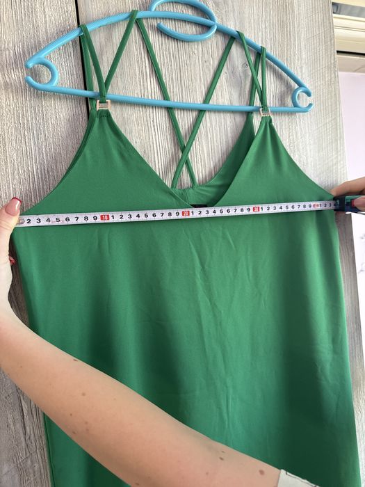 Ментово зелена рокля