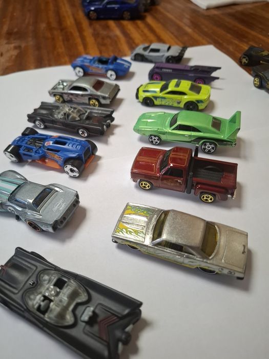 Колички Hot Wheels