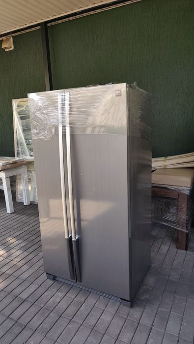 Двухкамерный холодильник