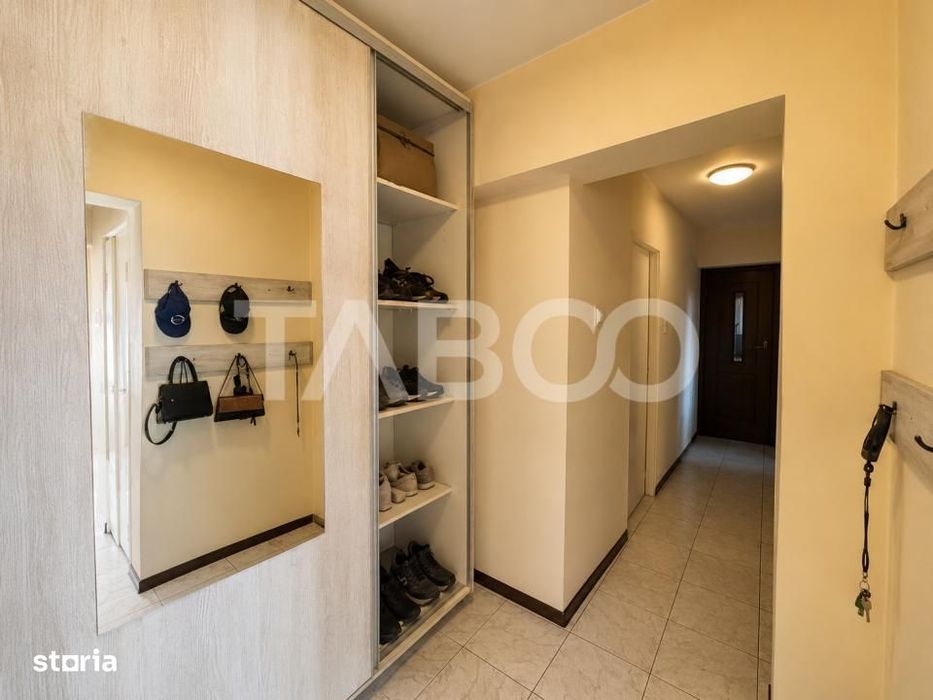 Apartament cu 3 camere decomandate balcon in zona Primaverii Manastur