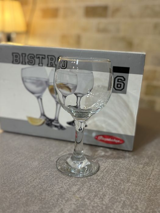 Стеклянные фужеры