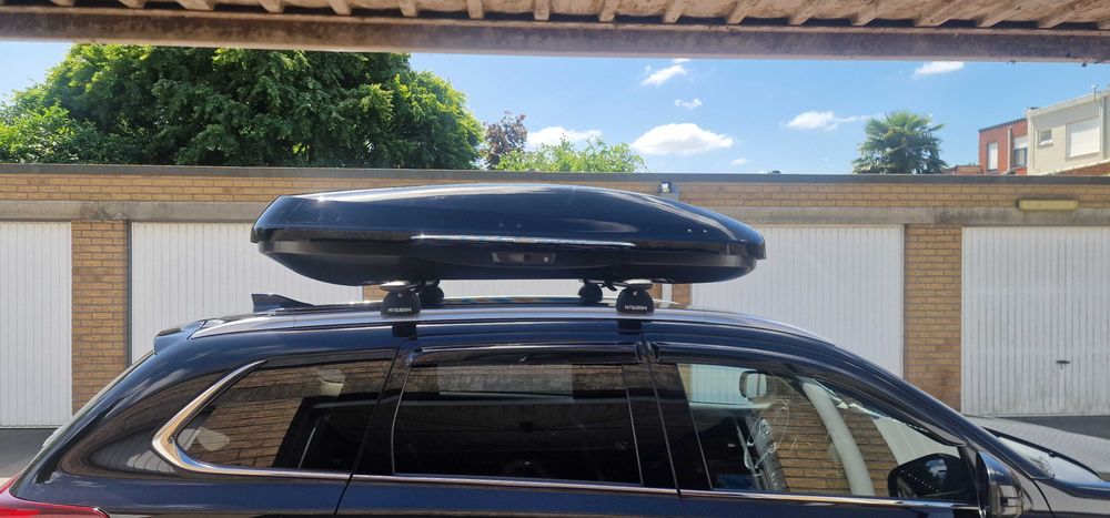 Mercedes -Benz-автобокс