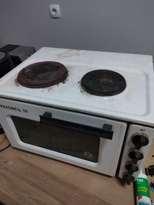 Раховец 01 с шкаф за нея