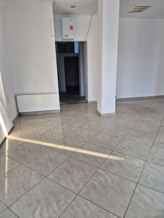 Spatiu comercial de inchiriat