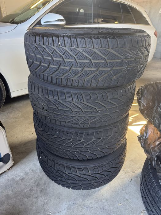 Зимни гуми TIGAR 235/55 R19