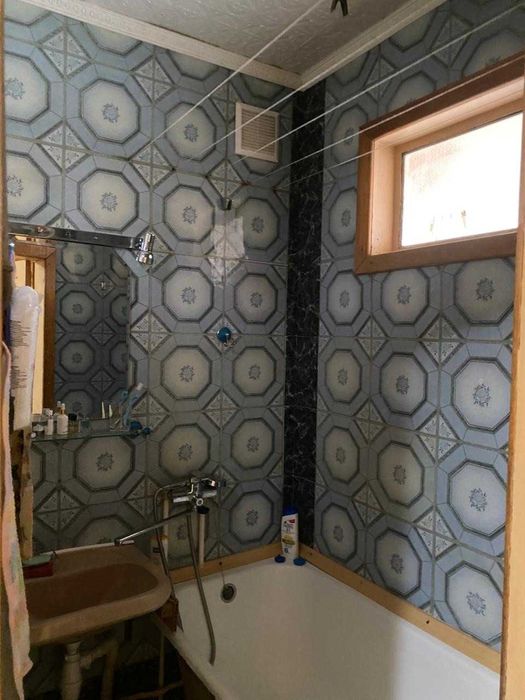 Продается 3х комнатная район Атлантида.