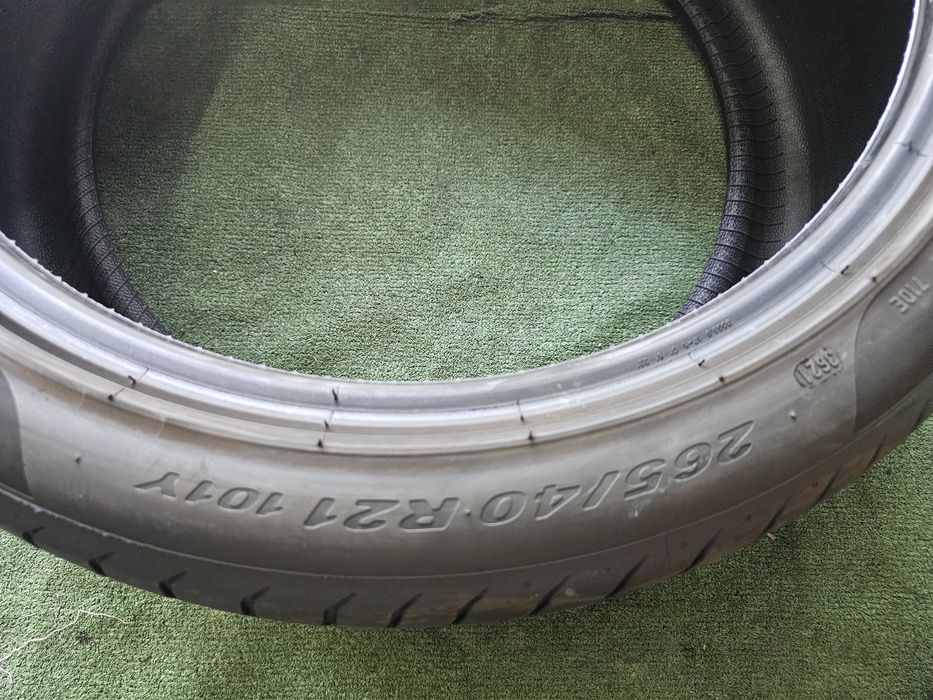265 40 21 vara pirelli