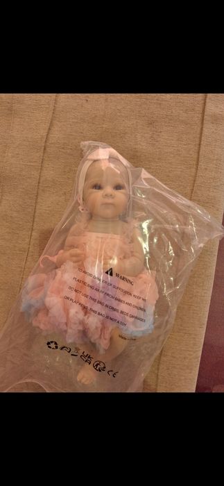 Продавам ново риборн бебе