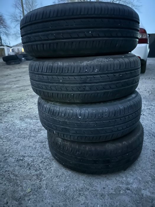 Продам срочно покрышки