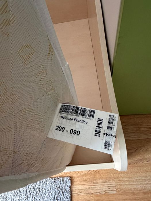 Продам матрас. Б/у в хорошем состоянии.