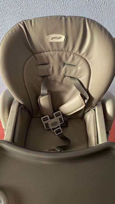 Детский стул для кормления