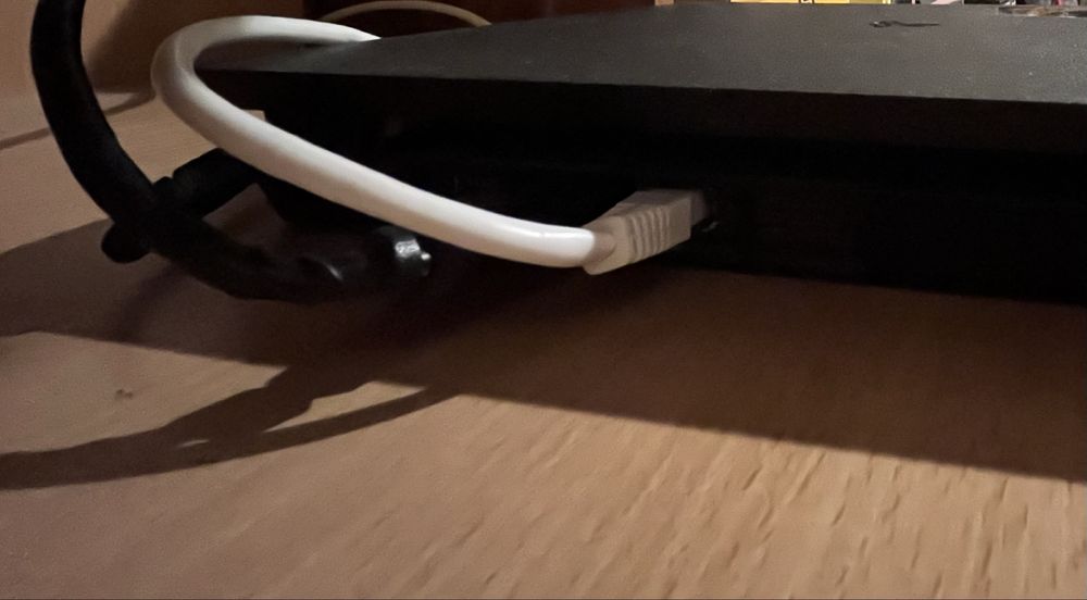 PlayStation 4 Slim 1tb