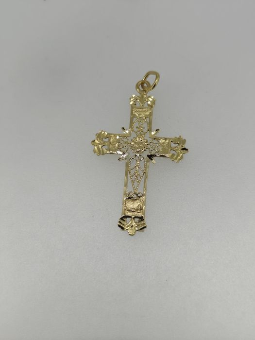 Cruce aur 18k 2.54gr (r)