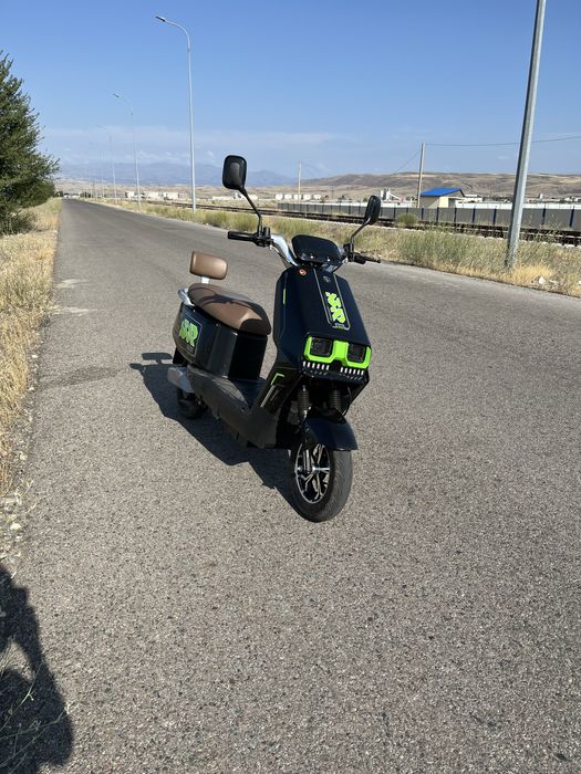 Продаю электро мопед