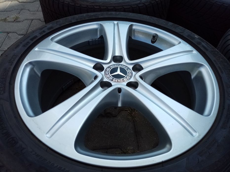 Jante originale Mercedes E class W 213, 18"cu anvelope de iarnă.