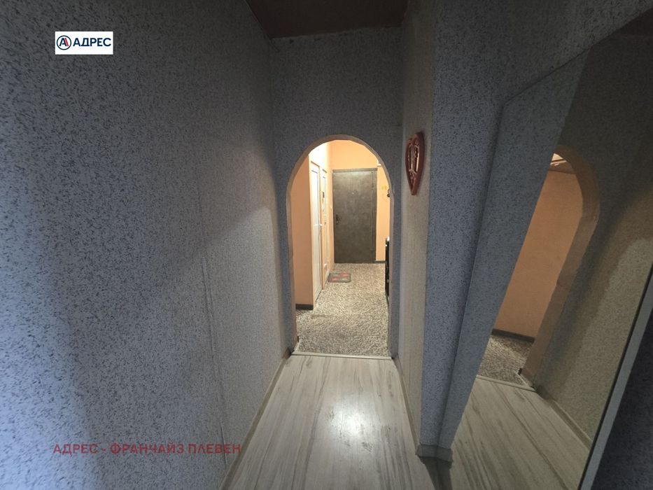 Продава се Двустаен апартамент в Плевен, Сторгозия - 60 кв.м за 1250 €/кв.м - Снимка #7