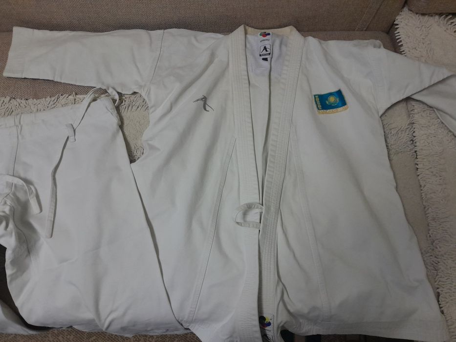 Кимоно для карате "Arawaza Kata Deluxe"