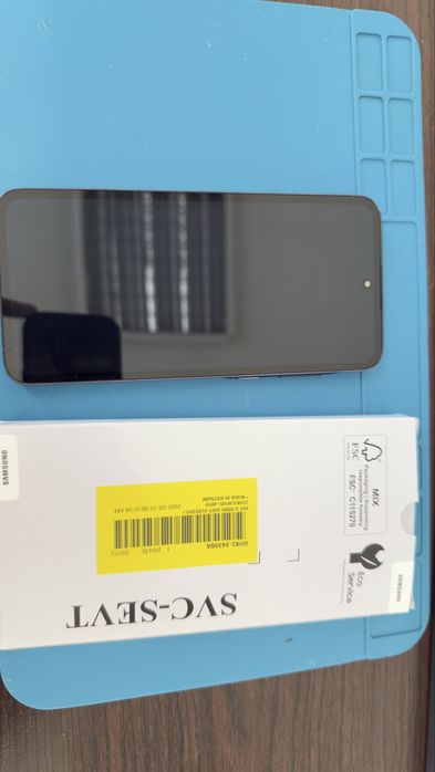 Дисплей с рамка за Samsung Sm-A556B