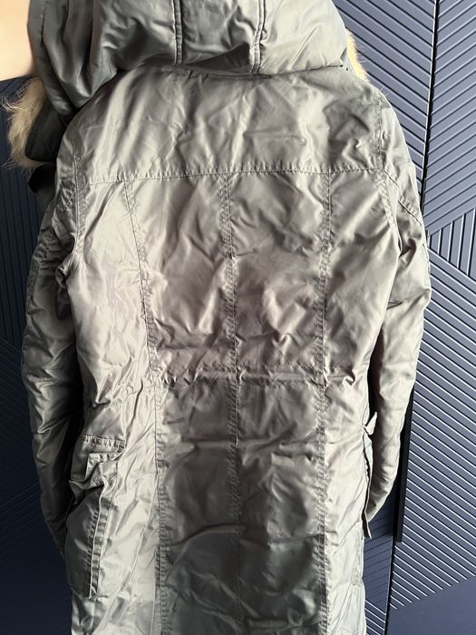 Продам зимнюю куртку